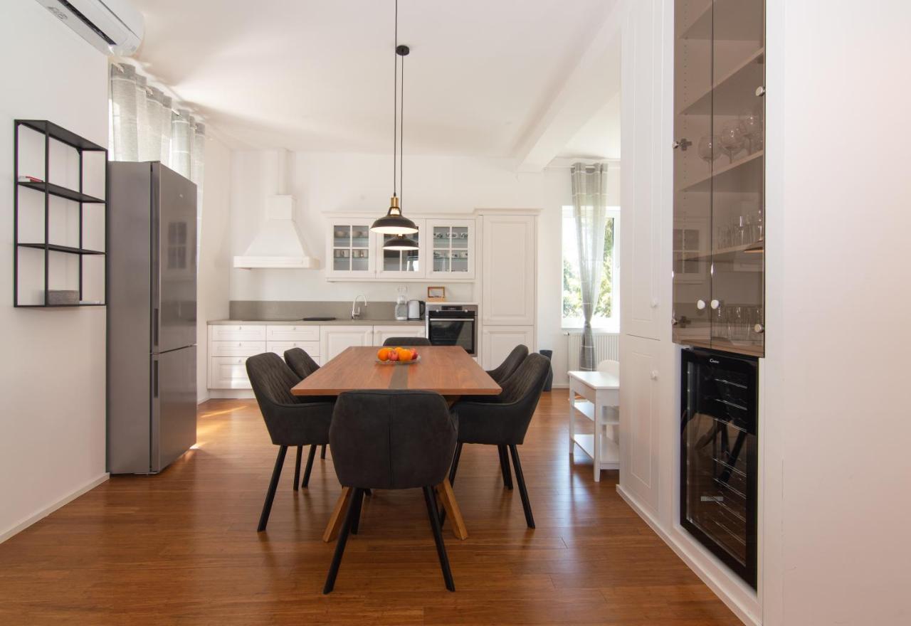 Villa Beatrice By Locap Group 伊佐拉 外观 照片